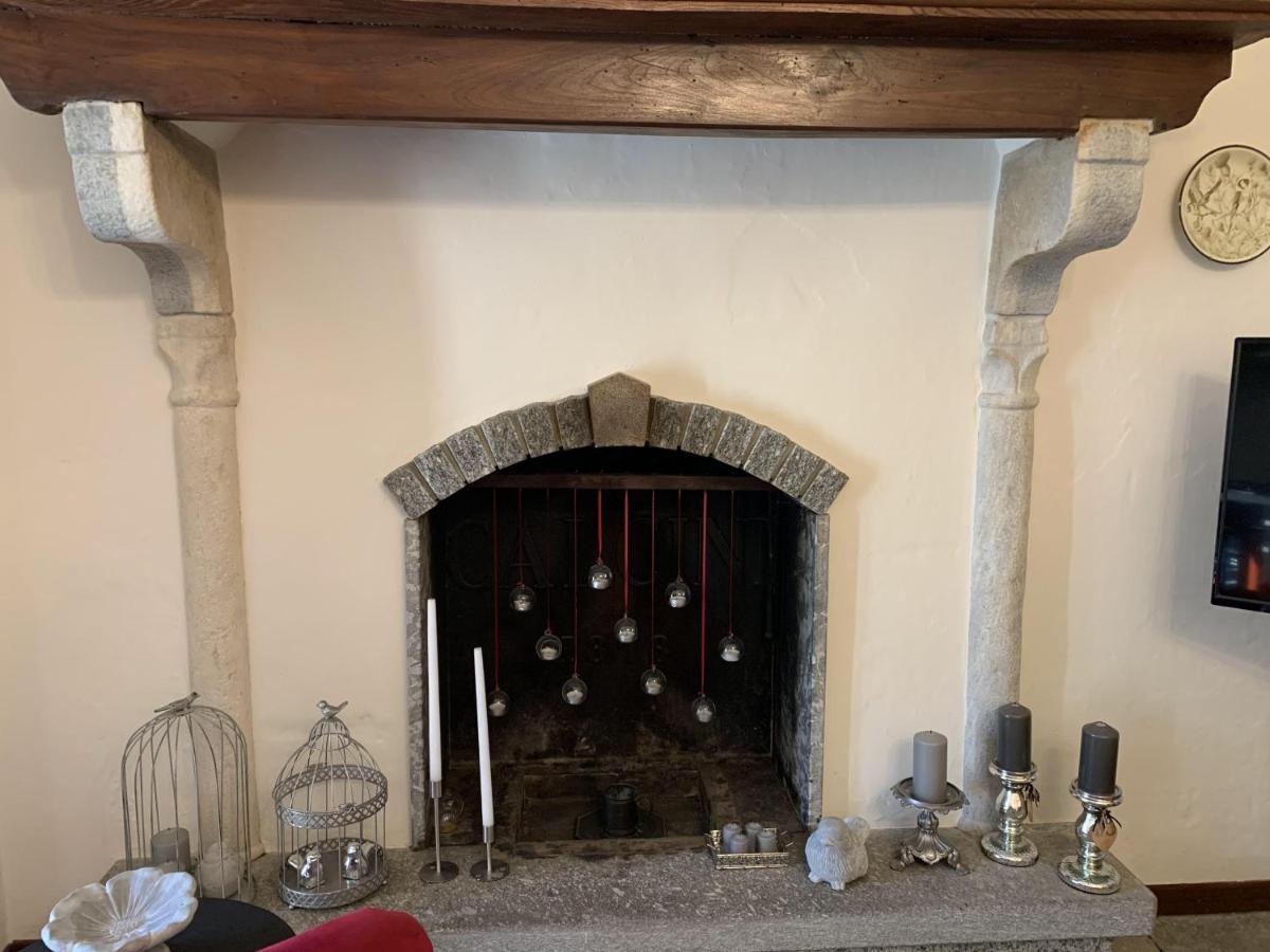 Ferienwohnung Sogni Nel Castello Crevoladossola Exterior foto